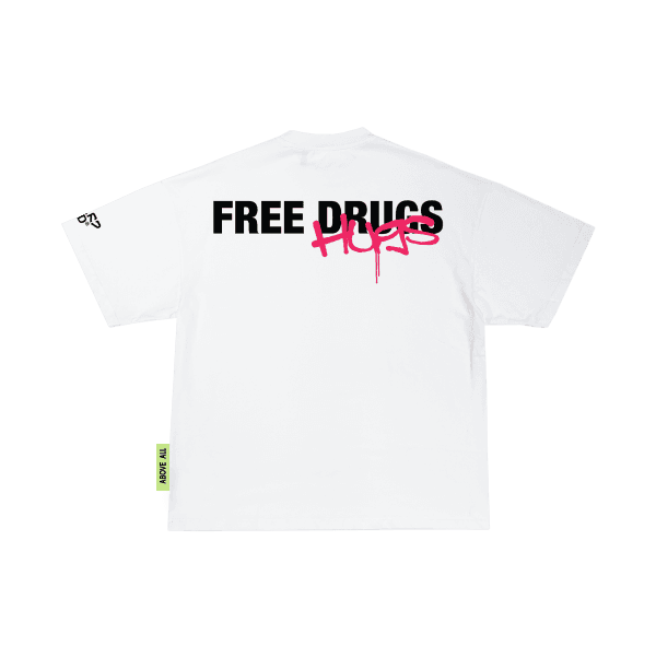 "I NEED A HUG" T-shirt ™ - Image 2